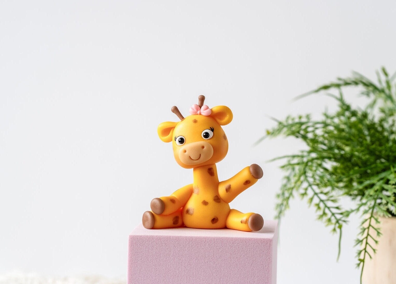 Giraffe Cake Topper